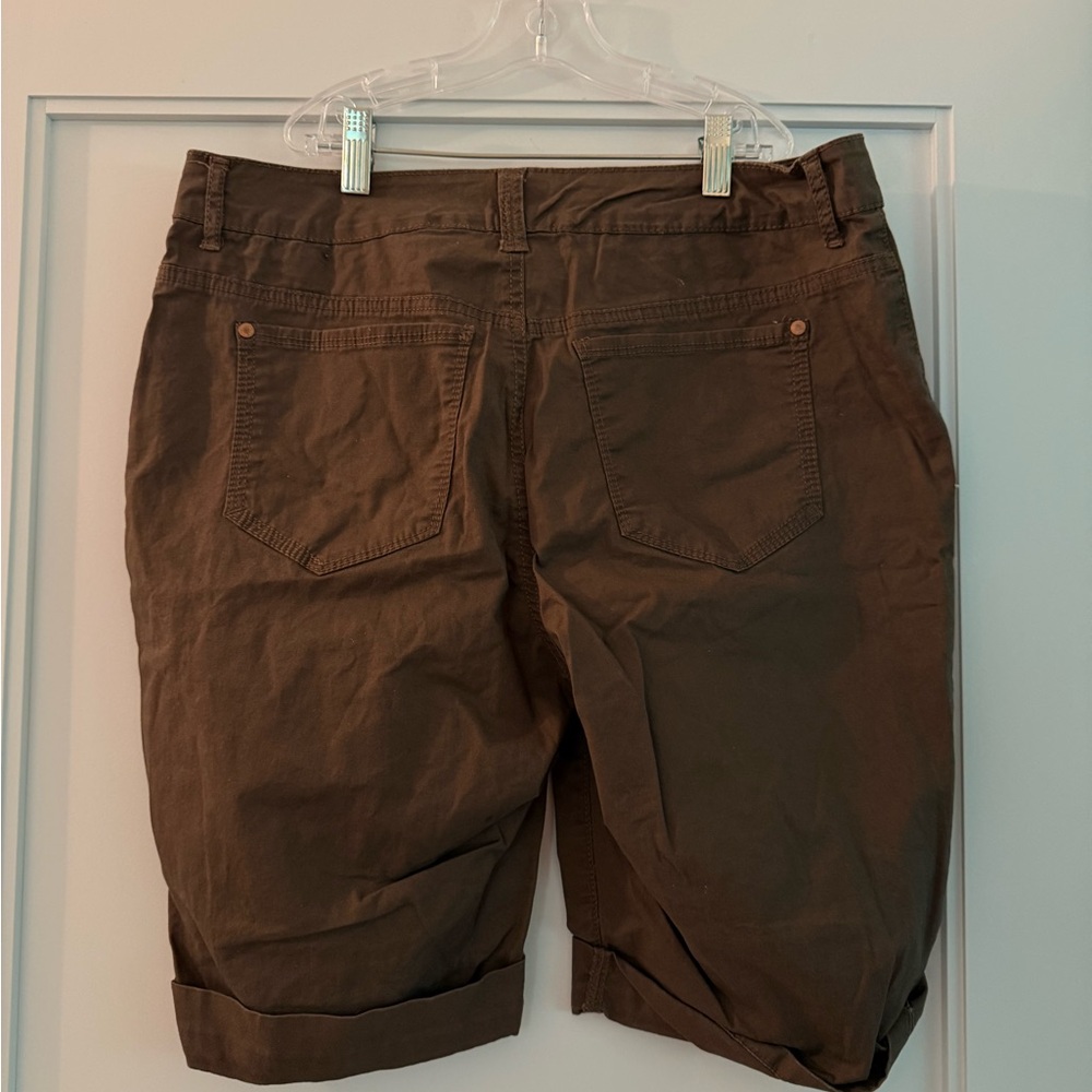 Gloria Vanderbilt Chocolate Brown Shorts - Picture 3 of 3